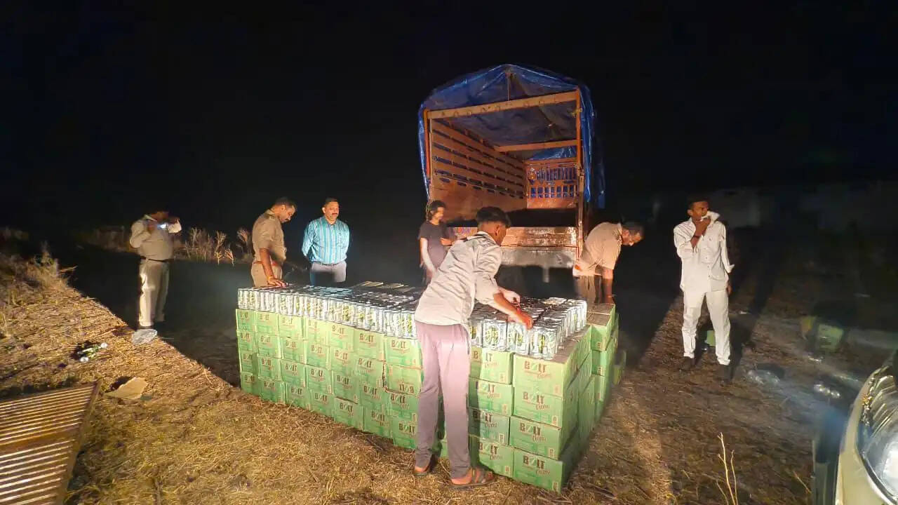 धार: आबकारी विभाग की बड़ी कार्रवाई, 18 लाख की अवैध शराब जब्त