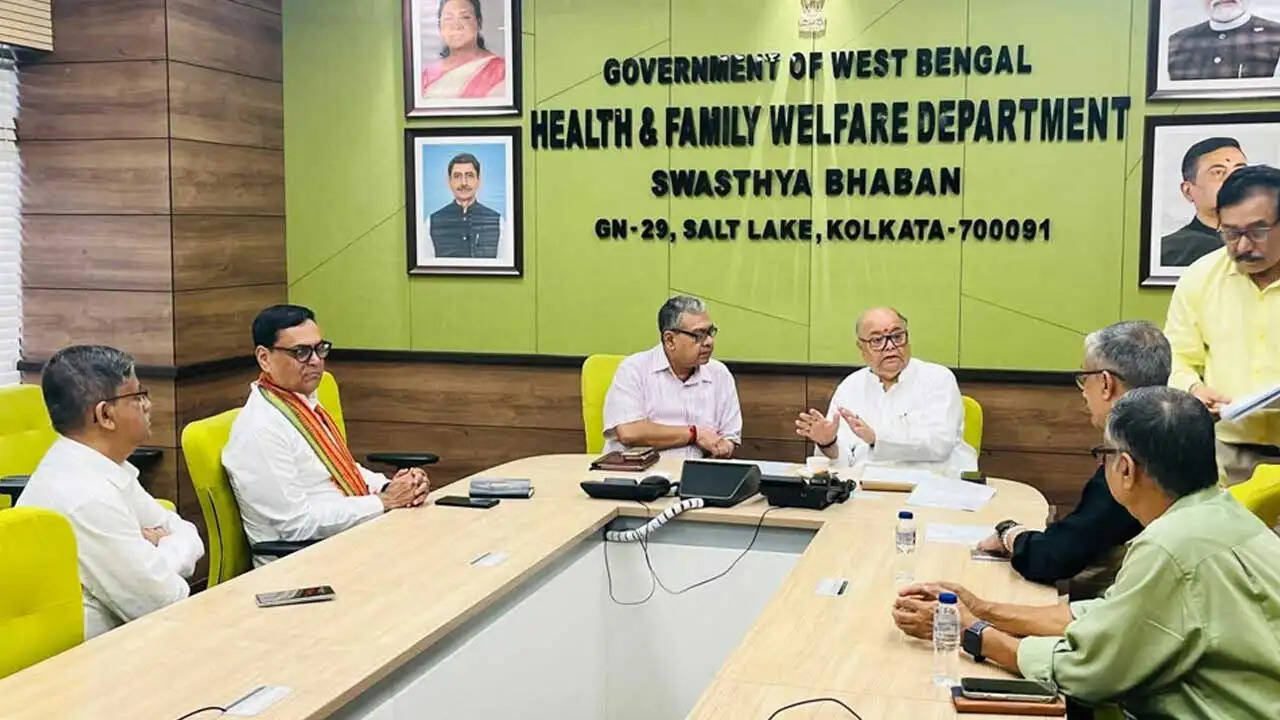 आरजी कर मामले की जांच के लिए स्वास्थ्य विभाग की समिति की पहली बैठक