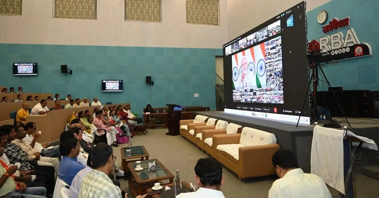 राष्ट्रीय खेल दिवस पर ‘खेलो इंडिया संवाद’ का आयोजन, खिलाड़ियों और विद्यार्थियों ने सुना प्रधानमंत्री का संबोधन