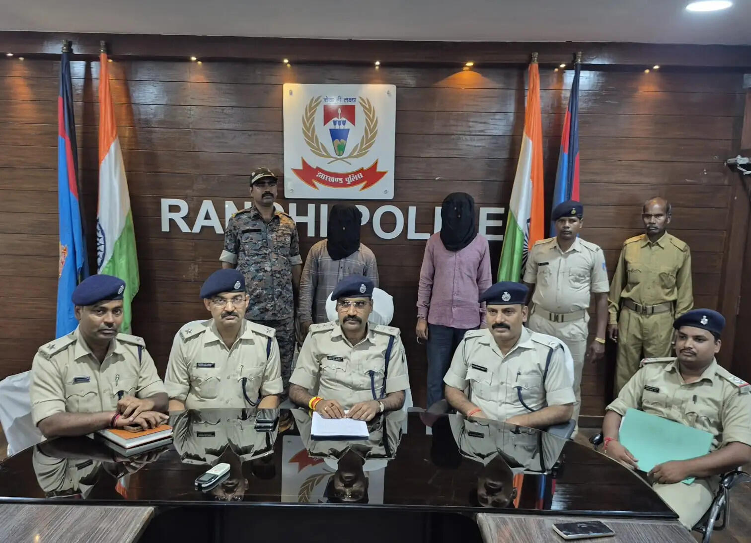 चेन छिनतई गिरोह का खुलासा, दो गिरफ्तार