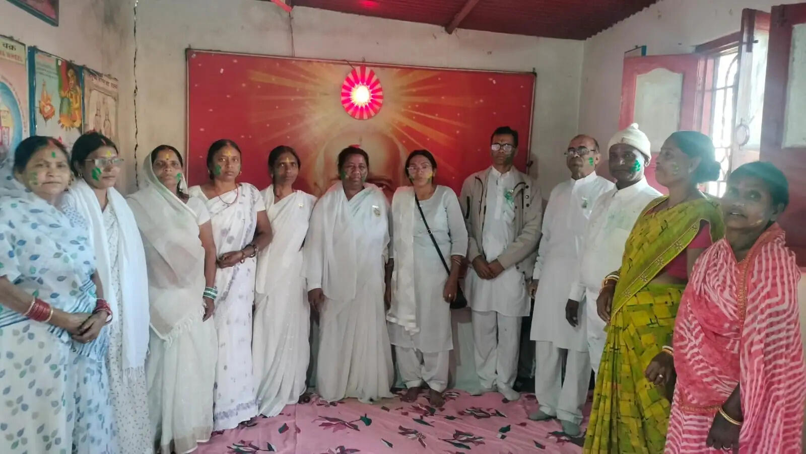 प्रजापिता ब्रह्माकुमारी ईश्वरीय विवि में मना होली उत्सव