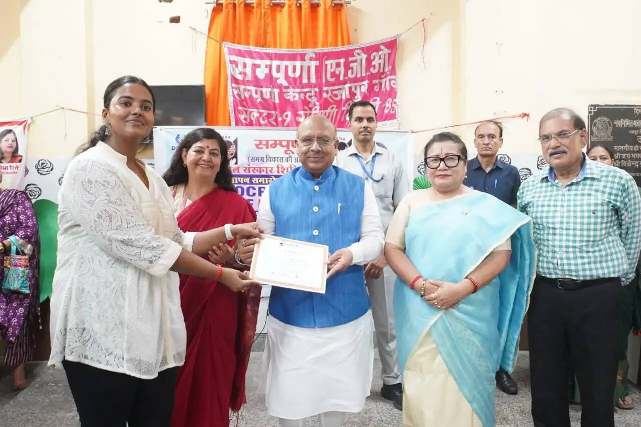 राष्ट्र निर्माण में महिलाओं का योगदान ऐतिहासिक : विजेंद्र गुप्ता