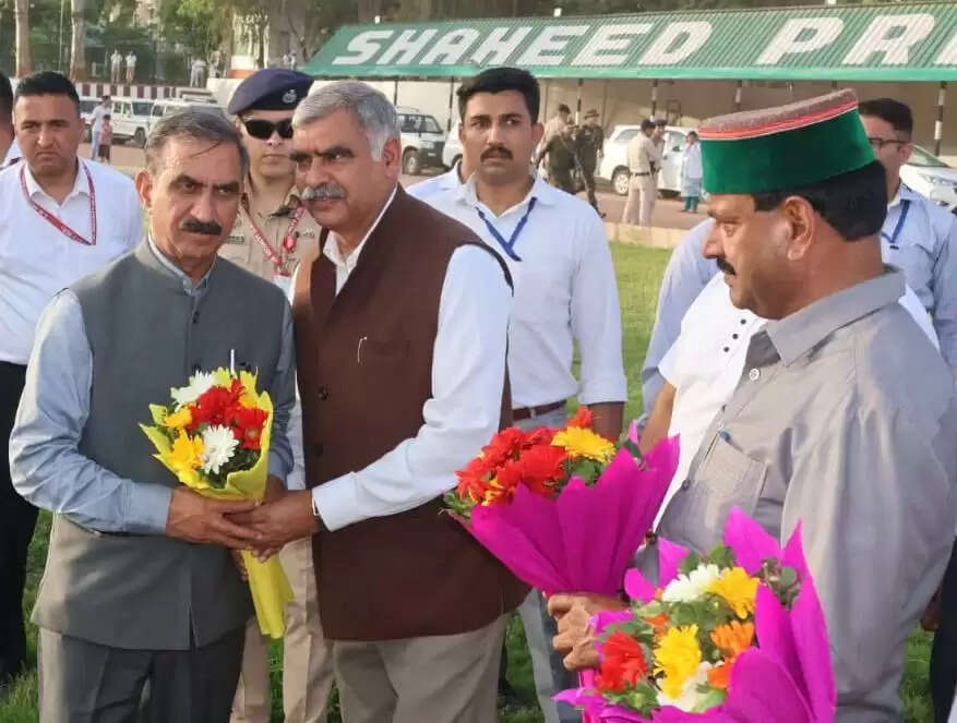 दो दिवसीय प्रवास पर ज्वालामुखी पंहुचे मुख्यमंत्री, गर्मजोशी से हुआ स्वागत