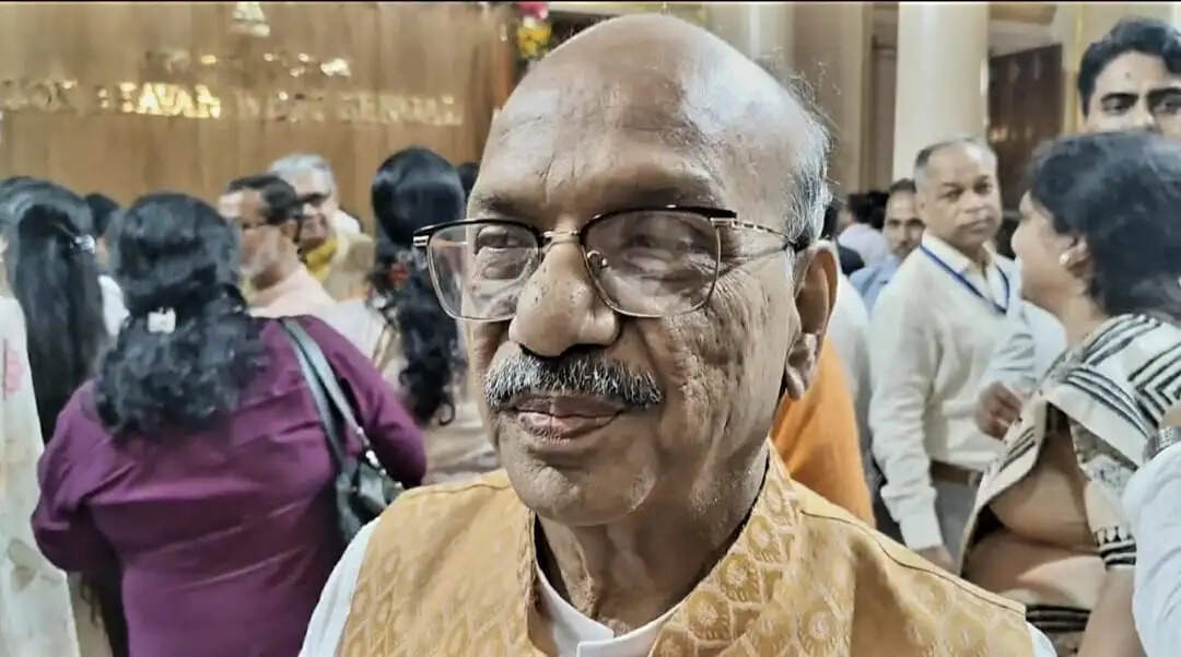 संघ के स्वयंसेवक से मंत्री तक का सफर : निष्ठा और समर्पण ही डॉ. अजय कुमार पोद्दार की कामयाबी का राज
