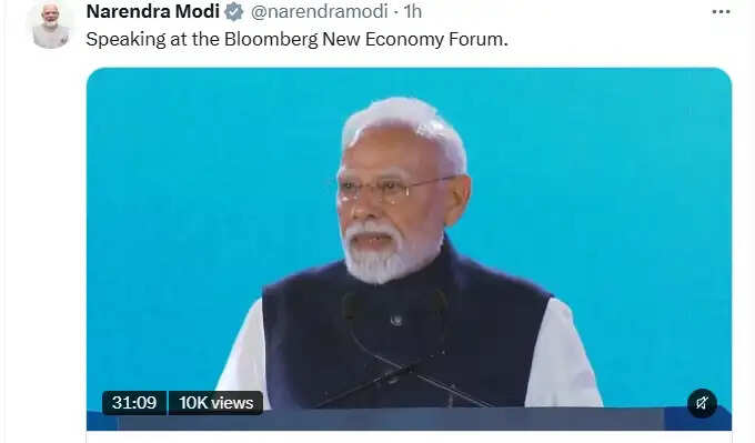 प्रधानमंत्री नरेन्द्र मोदी का ब्लूमबर्ग न्यू इकोनॉमी फोरम में संबोधन- भारत लोकतंत्र की जननी