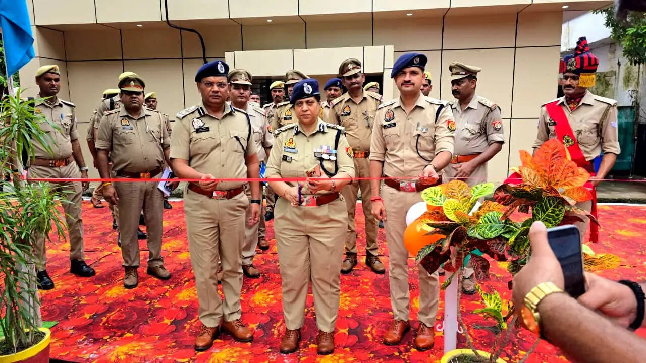 औरैया पुलिस में स्मार्ट पुलिसिंग की नई पहल, तीन थानों में ई-मालखाना शुरू