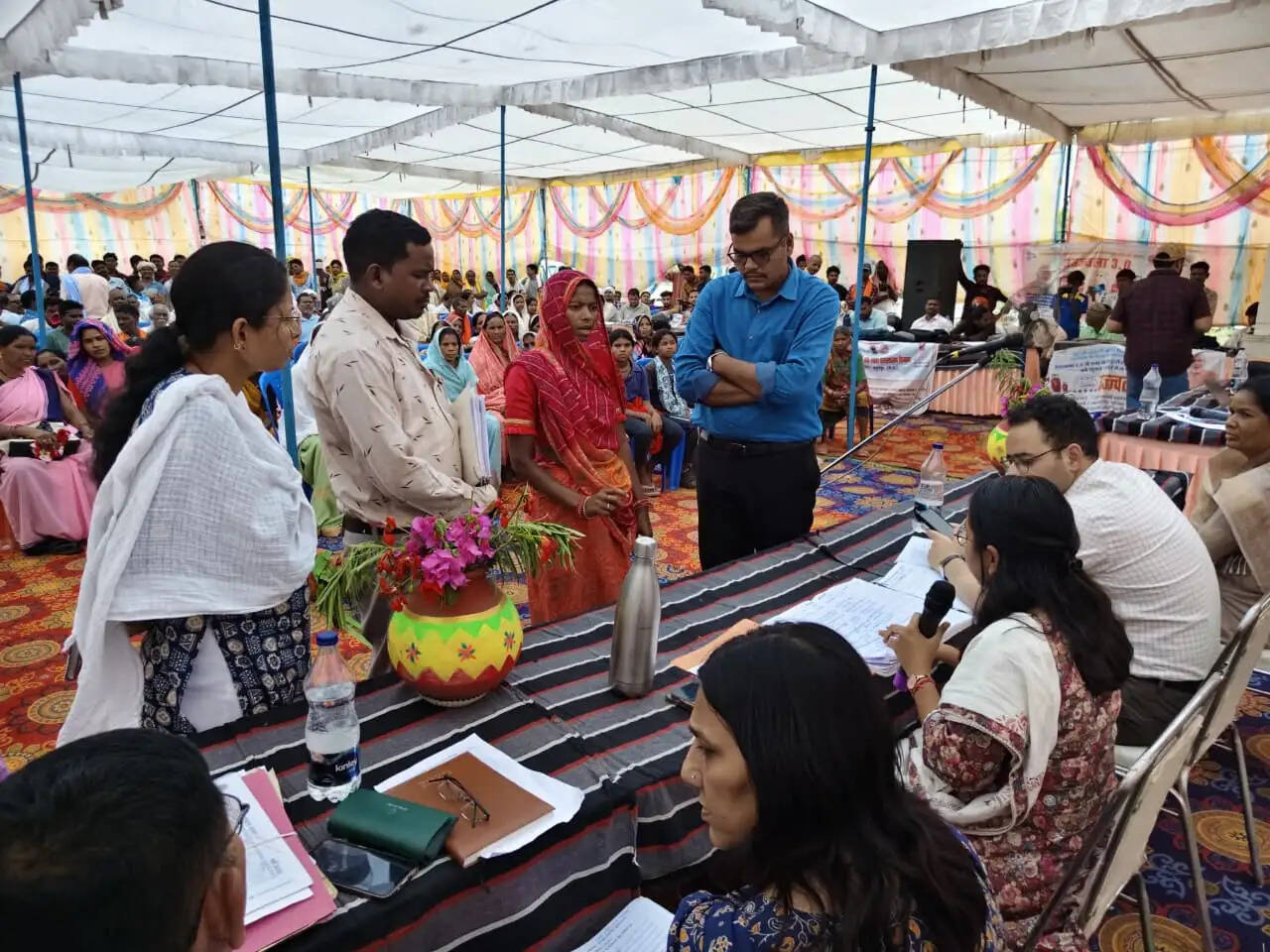 अनूपपुर: ग्राम परसवार में जिला स्तरीय जन समस्या निवारण शिविर संपन्न