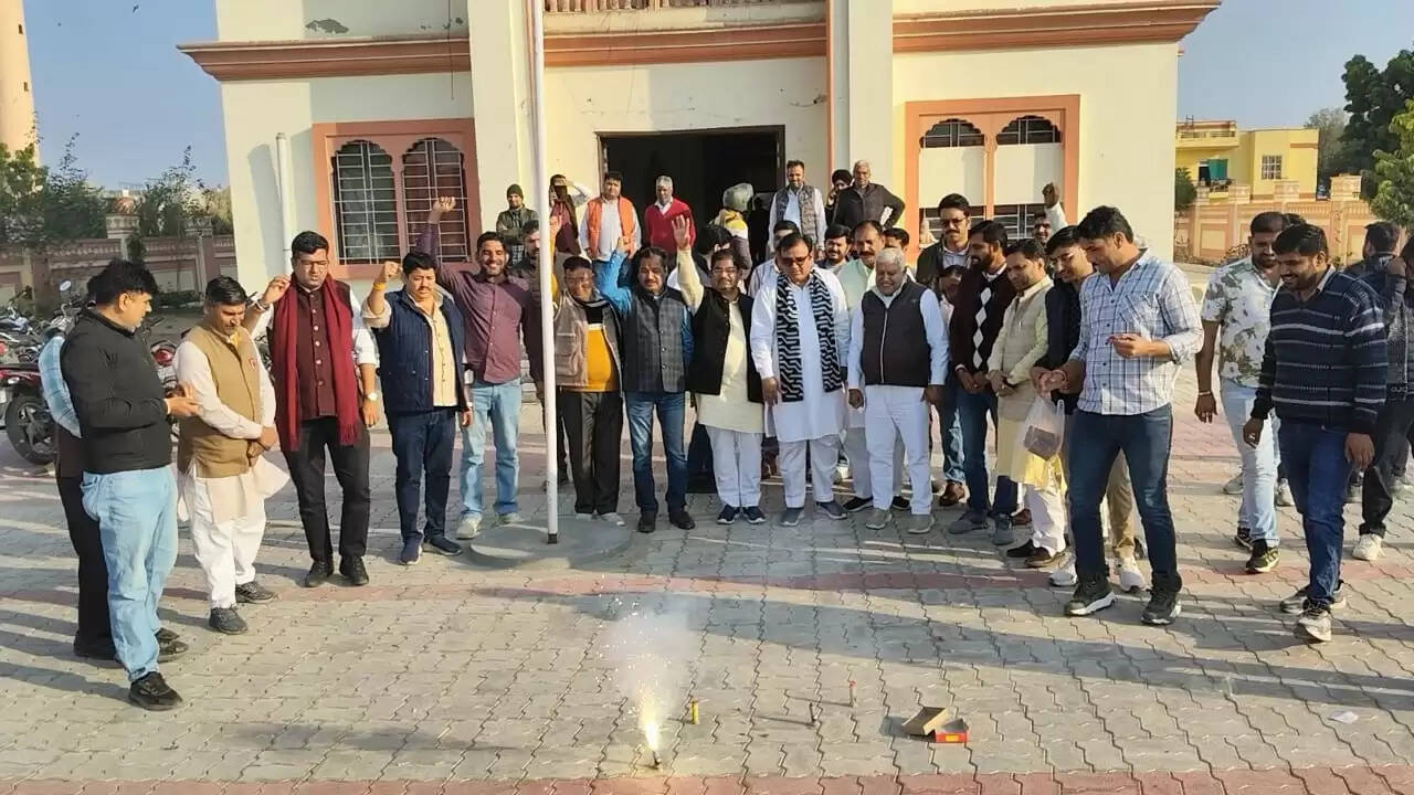 नितिन नबीन के भाजपा राष्ट्रीय अध्यक्ष बनने&nbsp;पर&nbsp;बीकानेर में&nbsp;भाजपाइयों ने मिठाइयां बांटी