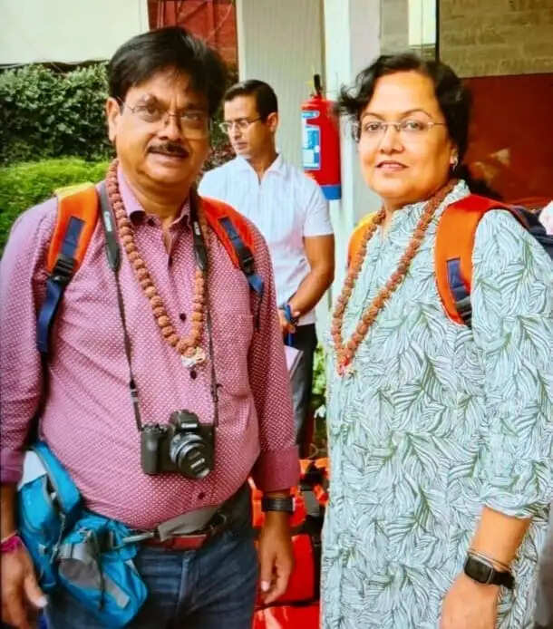 मानसरोवर यात्रा पर गए दुर्गापुर के दंपत्ति बाढ़ में लापता