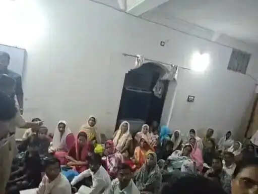 अनूपपुर: पारिवारिक कार्यक्रम की आड़ में धर्मांतरण का आरोप, केरल समेत कई राज्यों से लोग आए