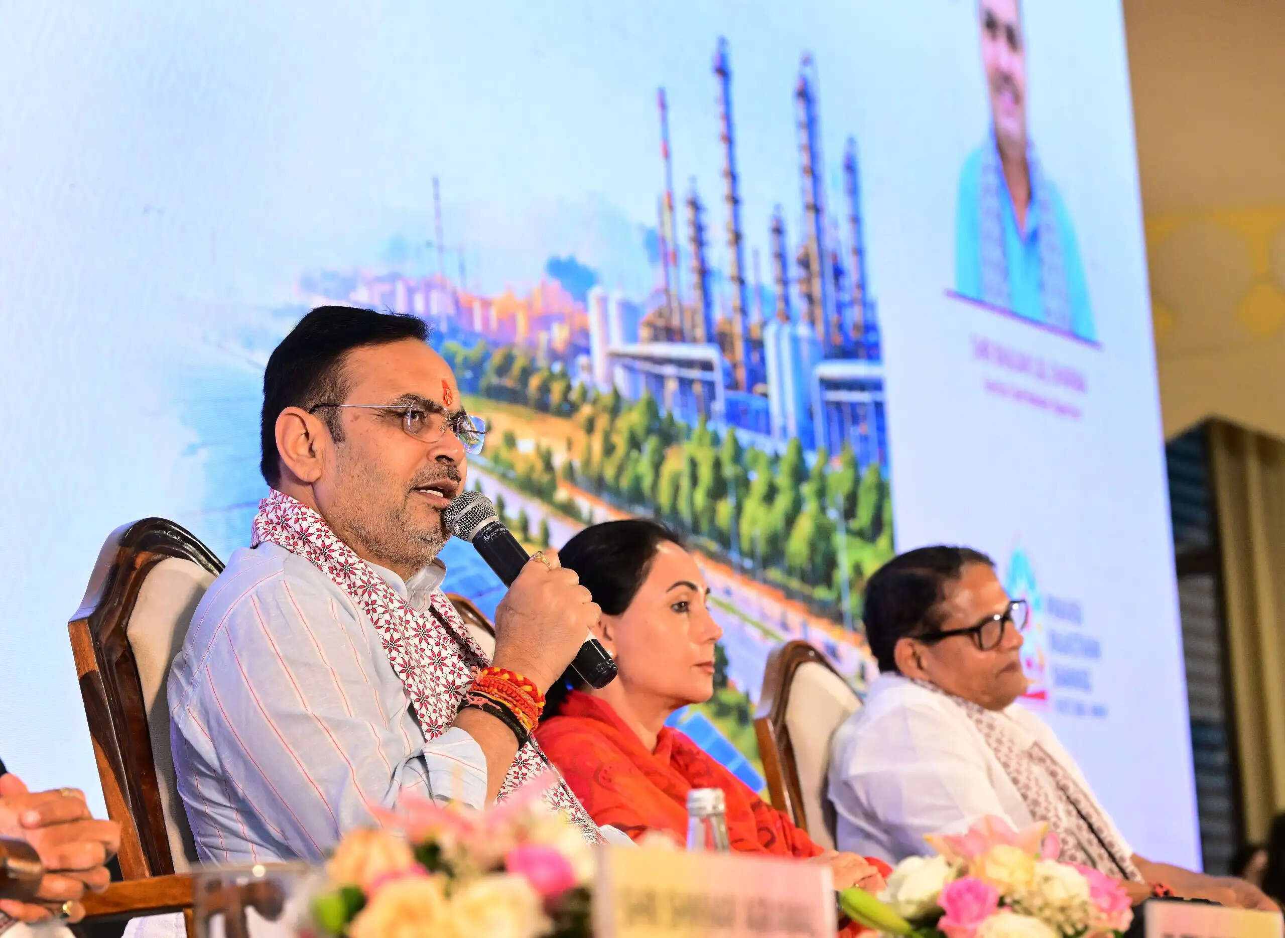 प्रवासी राजस्थानी संस्कृति के ग्लोबल ब्रांड एंबेसडर, निवेश से विकास में भागीदारी निभाएं : मुख्यमंत्री