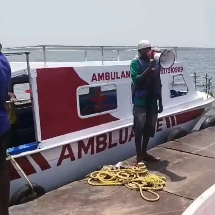 वाटर एंबुलेंस बनी जीवन रक्षक: पहले ही दिन मरीज को मिली समय पर चिकित्सा