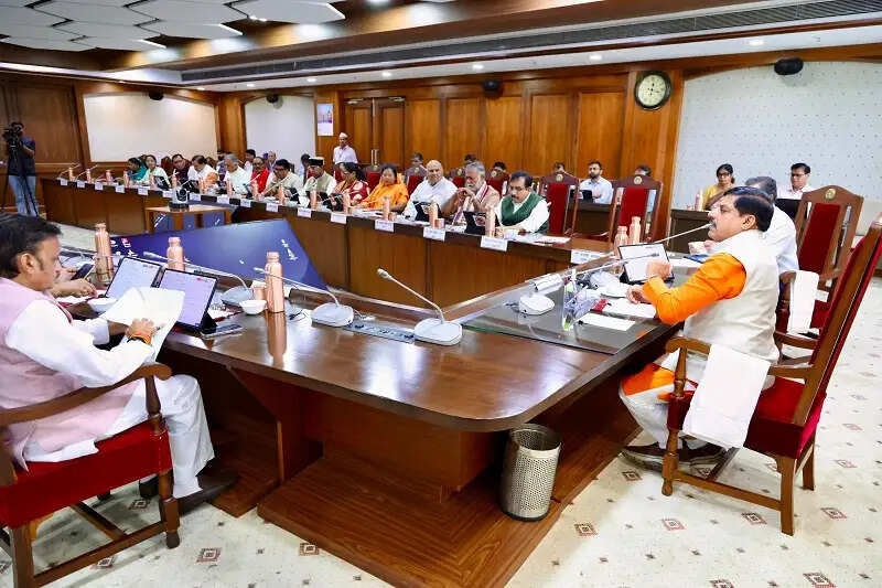मप्र कैबिनेट का फैसला : अगले पांच साल जारी रहेंगी लाड़ली बहना और लाड़ली लक्ष्मी योजनाएं