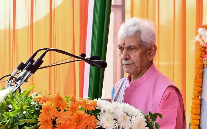 जम्मू-कश्मीर की शांति और प्रगति की नई यात्रा अनगिनत बलिदानियों और संतों के शाश्वत ज्ञान पर आधारित हैः उपराज्यपाल