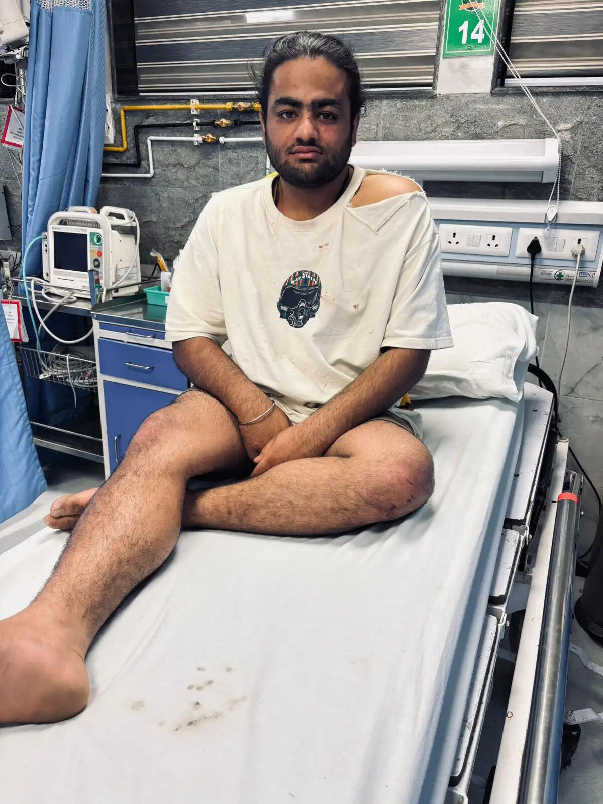 दिल्ली में ब्रिगेडियर और बेटे पर हमला, पुलिस पर गंभीर लापरवाही के आरोप