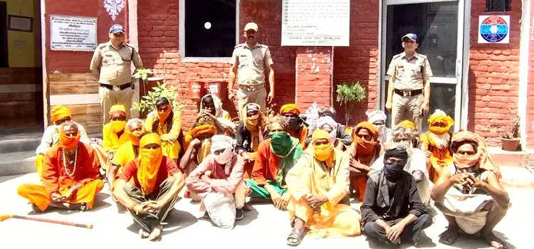 ऑपरेशन कालनेमी के तहत हिरासत में 22 ढोंगी बाबा