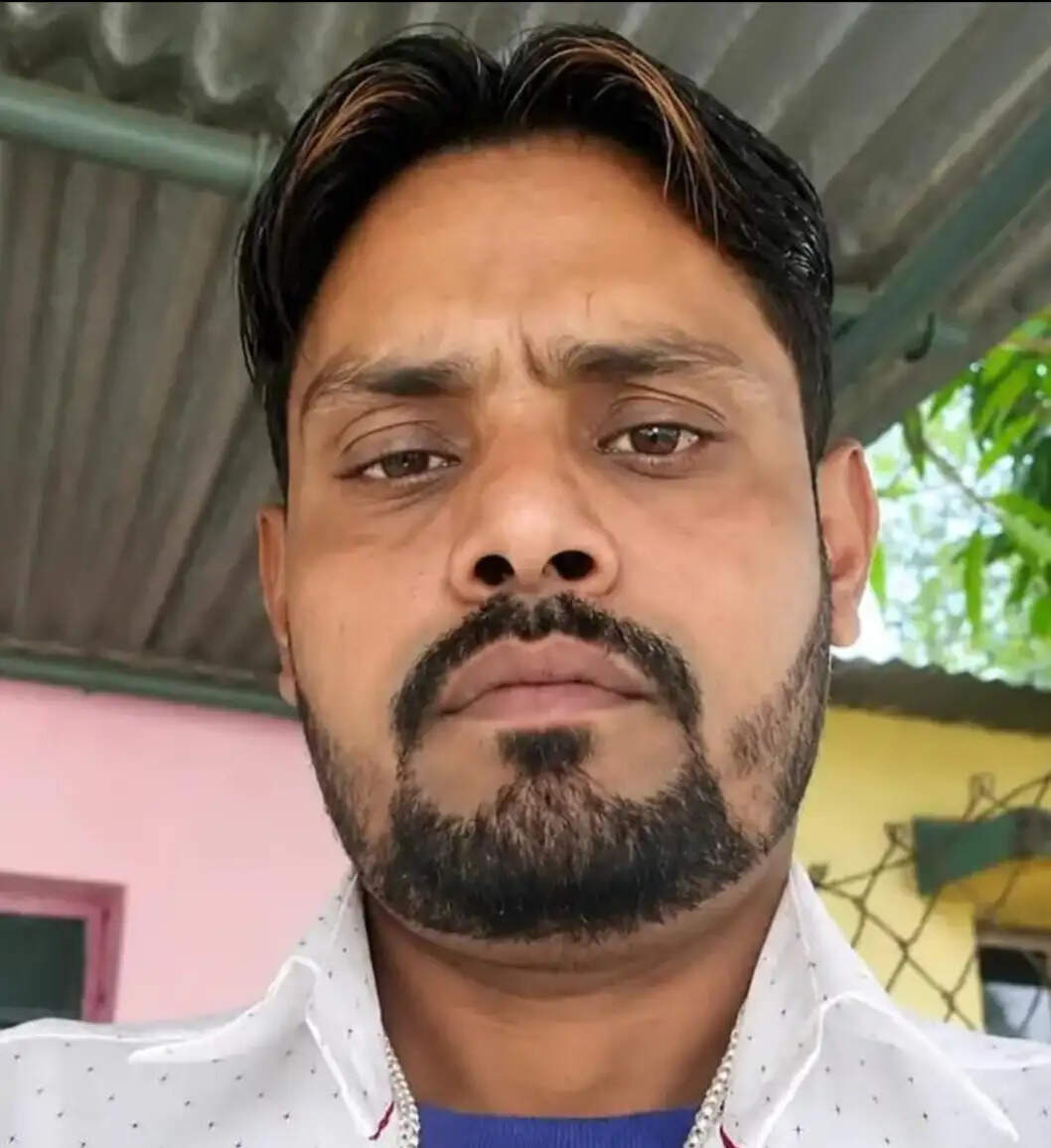 सड़क हादसे में बाइक सवार की मौत