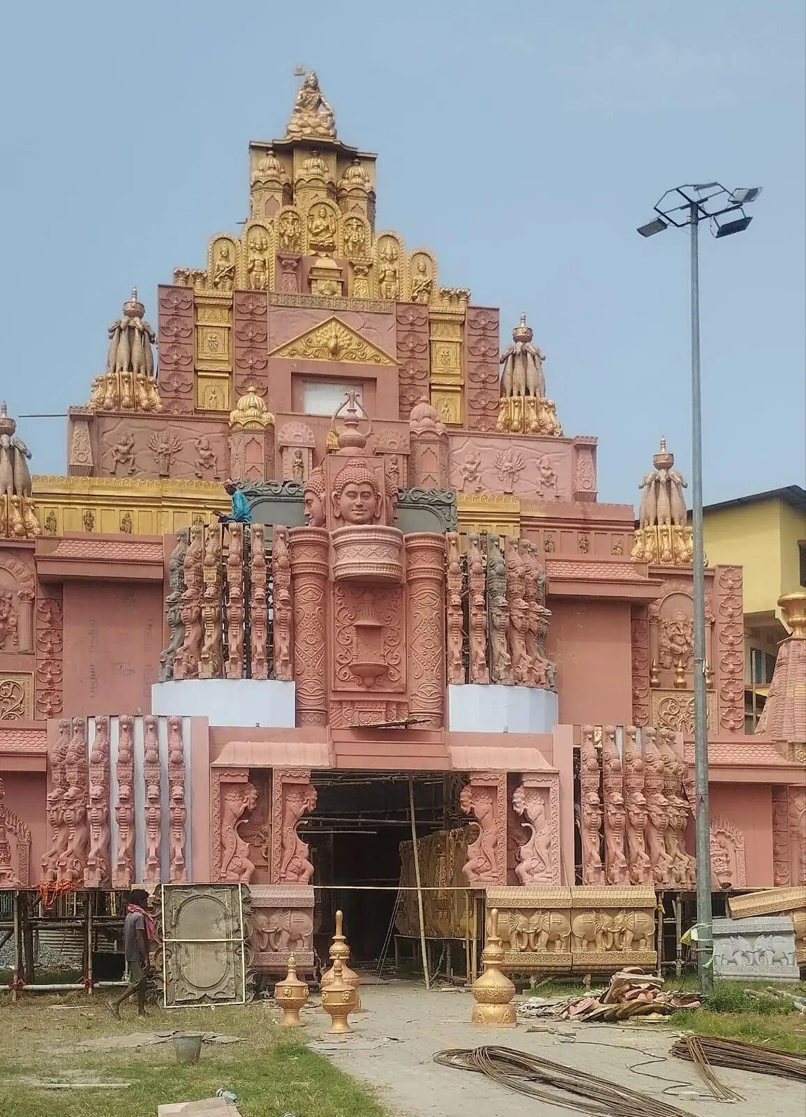 पांडू रेस्ट कैंप कालीबाड़ी का दुर्गोत्सव: थाईलैंड के म्यूजियम की तर्ज पर बने पंडाल में दिखेगी हिंदू-बौद्ध संस्कृति की अनूठी झलक
