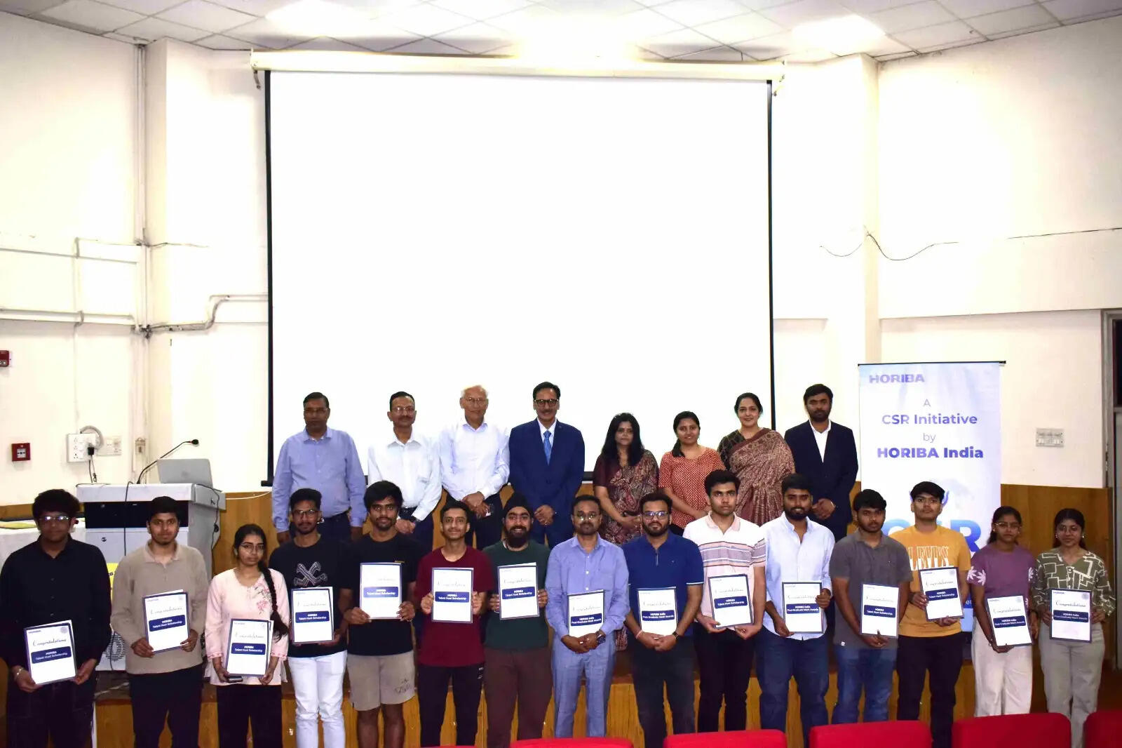 होरीबा प्रतिभा खोज छात्रवृत्ति व स्नातकोत्तर पुरस्कार से आईआईटी रुड़की के 16 विद्यार्थी सम्मानित