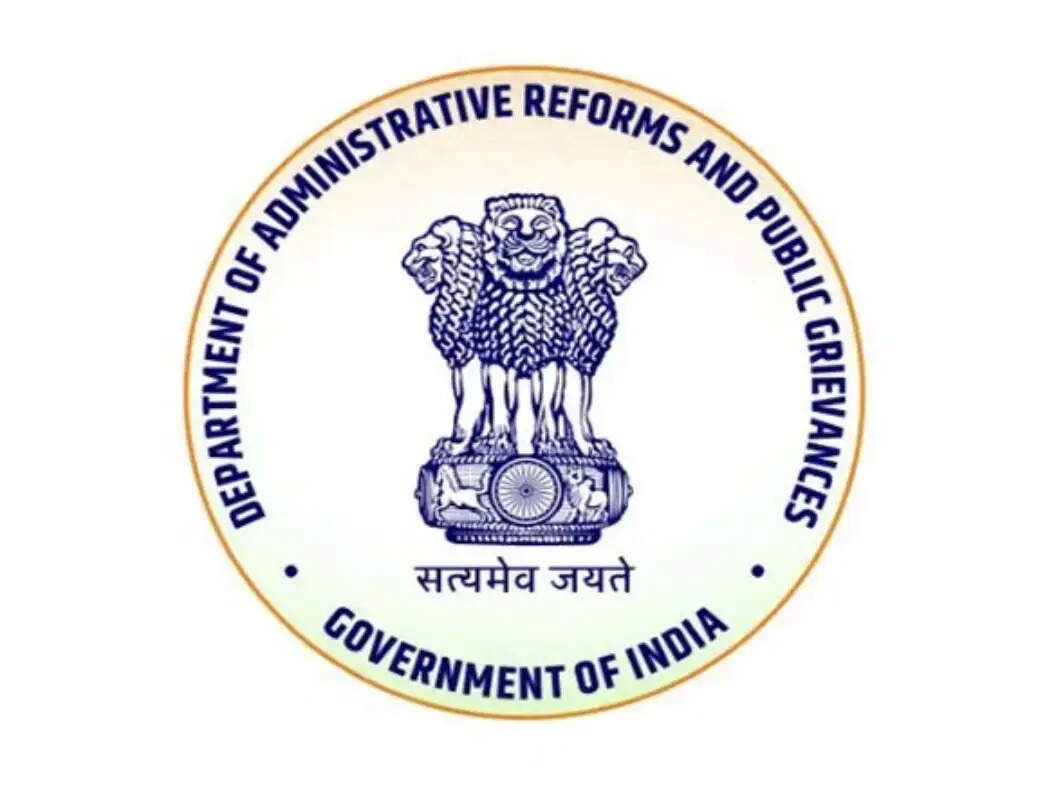 केंद्र ने छह आईएएस का किया तबादला, दीप्ति गौर मुखर्जी उच्च शिक्षा सचिव, पल्लवी जैन गोविल कॉरपोरेट मामलों की सचिव बनीं