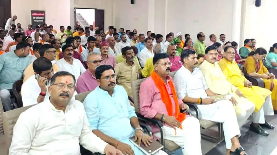 हर घर तिरंगा' अभियान से जन-जन में राष्ट्रभक्ति की अलख जगाएगी भाजपा : शंकर गिरि