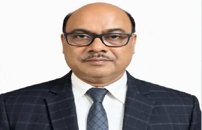 जतिन कुमार नायक ने इरेडा के चेयरमैन एवं प्रबंध निदेशक का पदभार संभाला