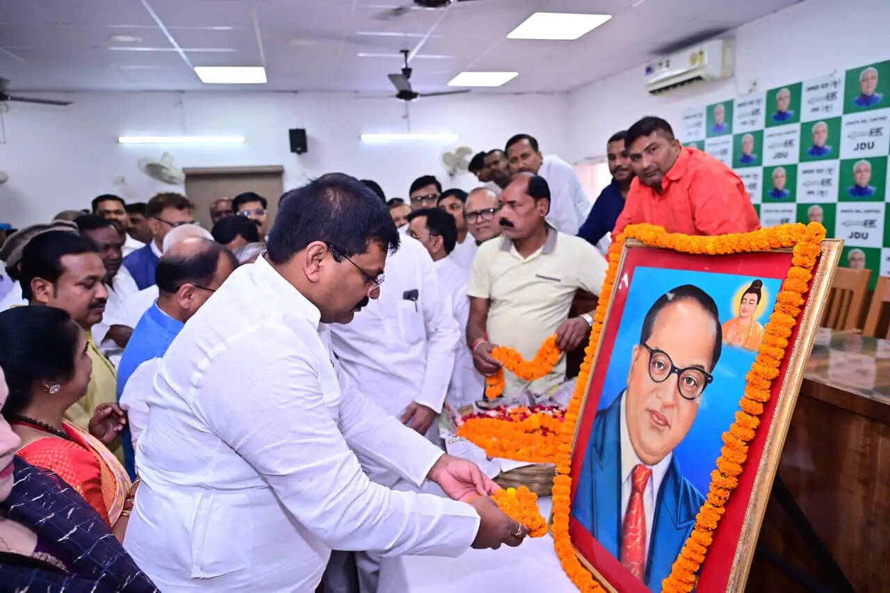 सीएम नीतीश ने बाबा साहेब के आदर्शों पर आधारित नीतियों के माध्यम से उनके सपनों को साकार किया: उमेश सिंह कुशवाहा