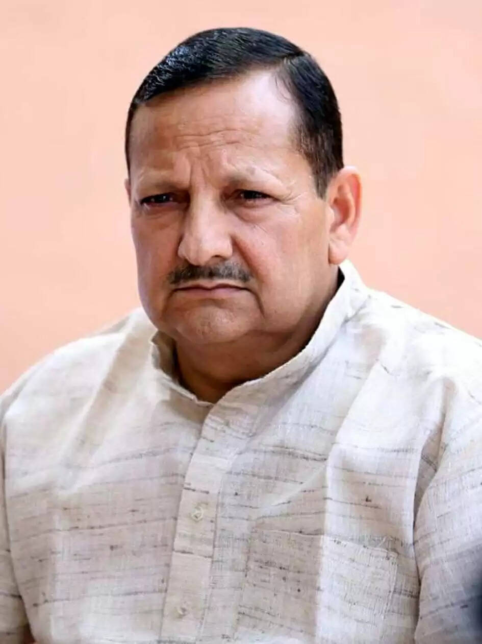 हिसार : फ्रॉड़ पेमेंट मामलों में पेट्रोल पंपों के खाते न हाें सीज : राजकुमार सलेमगढ़