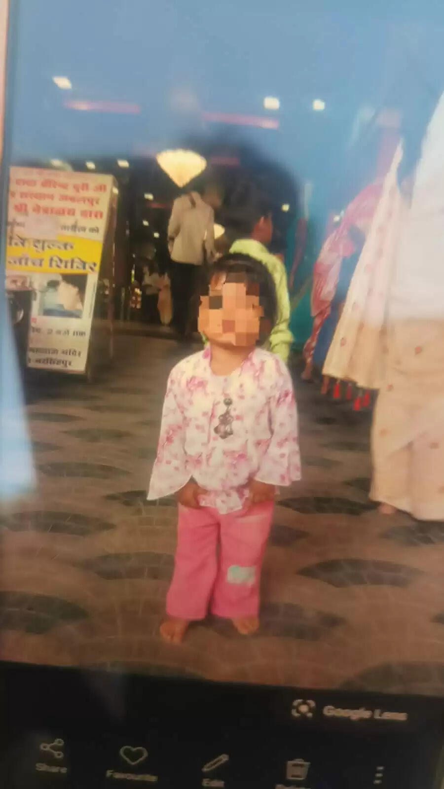 सिवनीः आदेगांव पुलिस ने मेले में गुम हुई 3 वर्षीय बालिका को सुरक्षित परिजनों को सौंपा