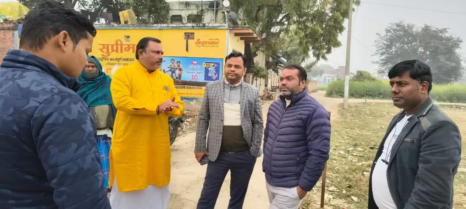 (संशोधित) मां शीतला धाम चौकिया में श्रृंगार महोत्सव की तैयारी शुरू, कोलकाता से मंगाए गए फूल