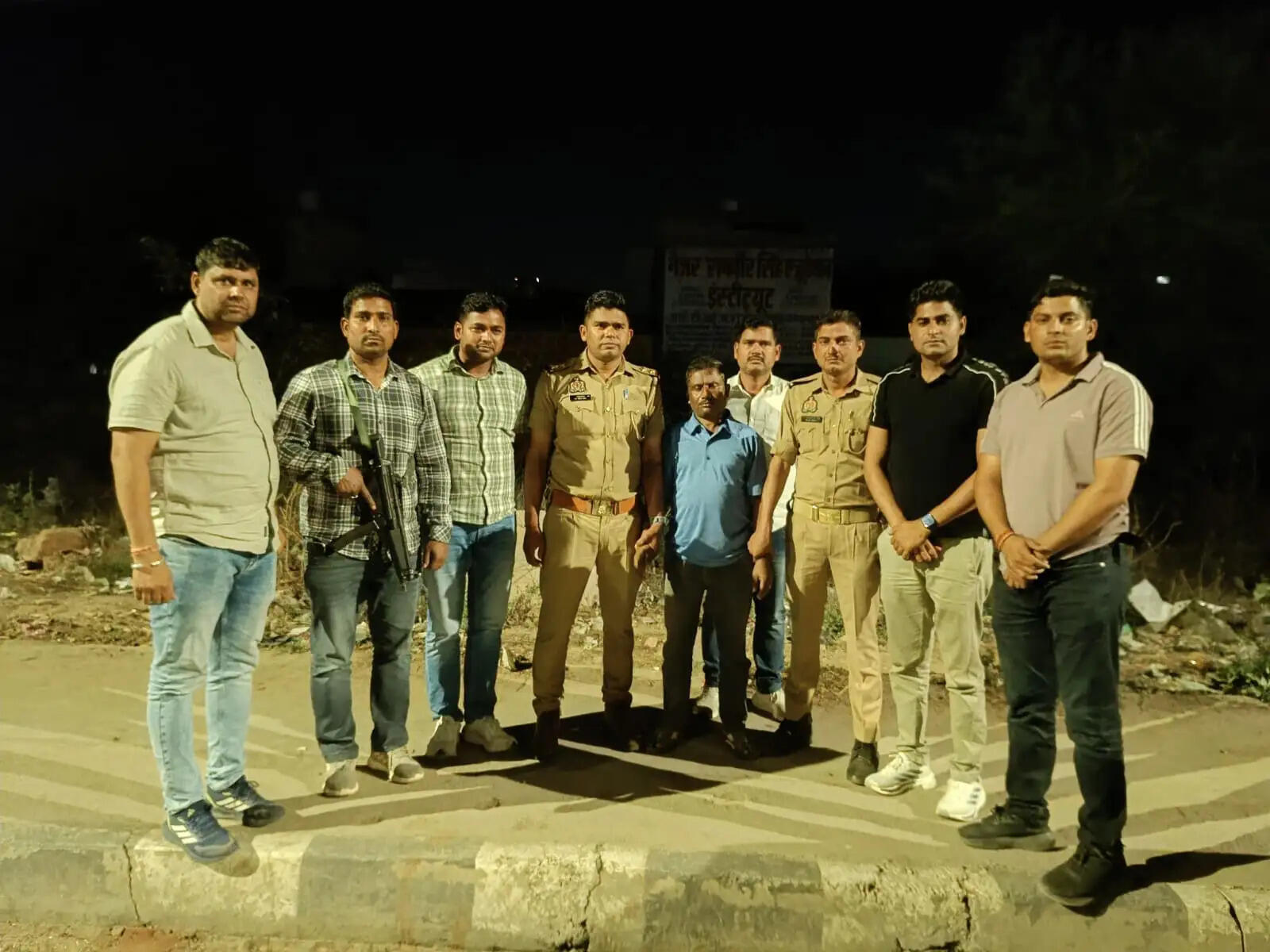 हरियाणा में 17 वर्षों से पहचान छिपाकर रहने वाले इनामी शातिर लुटेरा काे पुलिस ने दबोचा