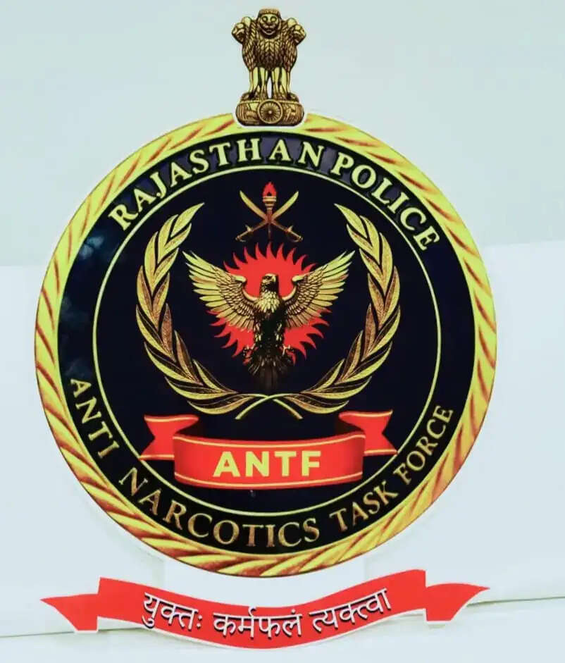 साढे सात साै किलाेमीटर पीछा कर एएनटीएफ ने पकड़ी 50 लाख&nbsp; रुपये की डोडा चूरा खेप