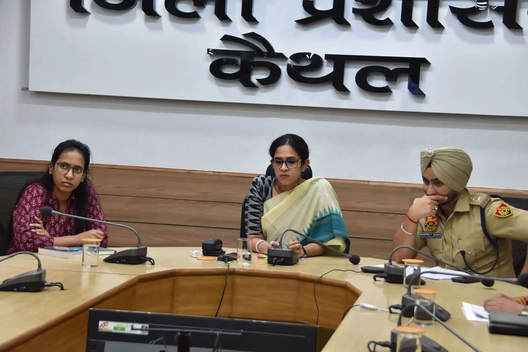 कैथल: नशा मुक्ति केंद्रों की नियमित जांच व मेडिकल स्टोरों के औचक निरीक्षण के निर्देश