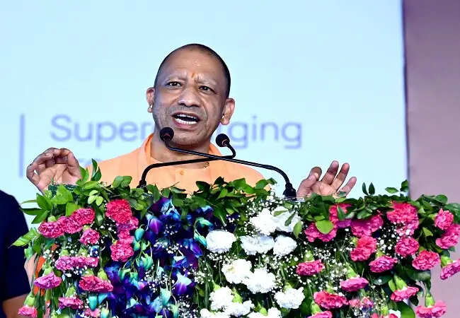 अगले 10 वर्षों में लखनऊ को टेक्नोलॉजी का केंद्र बनाना होगा : योगी आदित्यनाथ