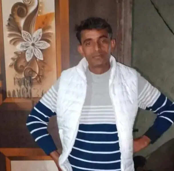डीसीएम चालक की संदिग्ध परिस्थितियों में मौत,गांजा बरामद