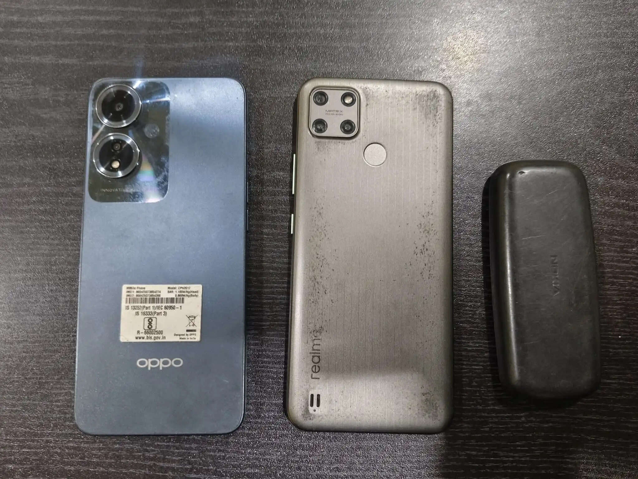 मोबाइल चोर गिरफ्तार