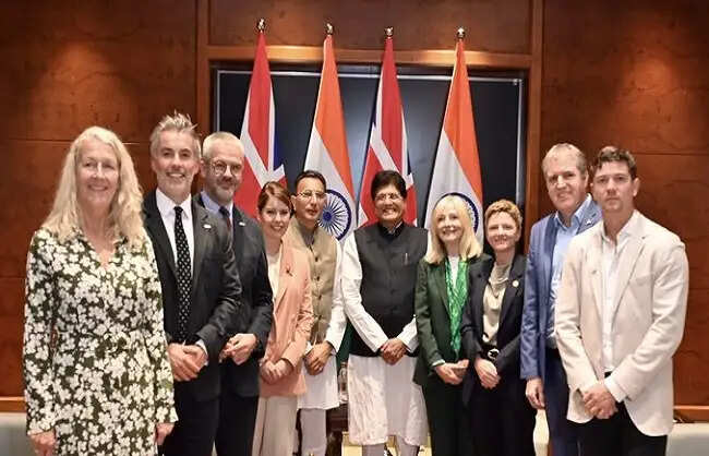 गोयल ने 2030 तक भारत-यूके के बीच द्विपक्षीय व्यापार को दोगुना करने का किया आह्वान