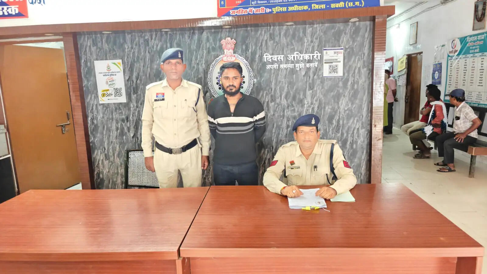 शराब के लिए 500 रुपये मांगकर युवक से मारपीट व धमकी देने वाला आरोपित गिरफ्तार