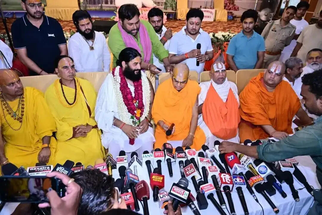 अखाड़ा परिषद के राष्ट्रीय प्रवक्ता बने महंत संजयदास