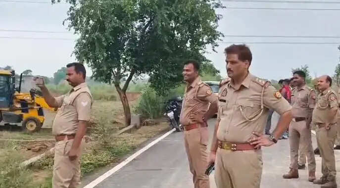 पीडीए की बड़ी कार्रवाई, 53 बीघे में अवैध प्लॉटिंग ध्वस्त