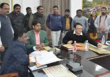 इक्यासी&nbsp;अनुदेशकों ने स्थानांतरण काउंसलिंग में लिया हिस्सा