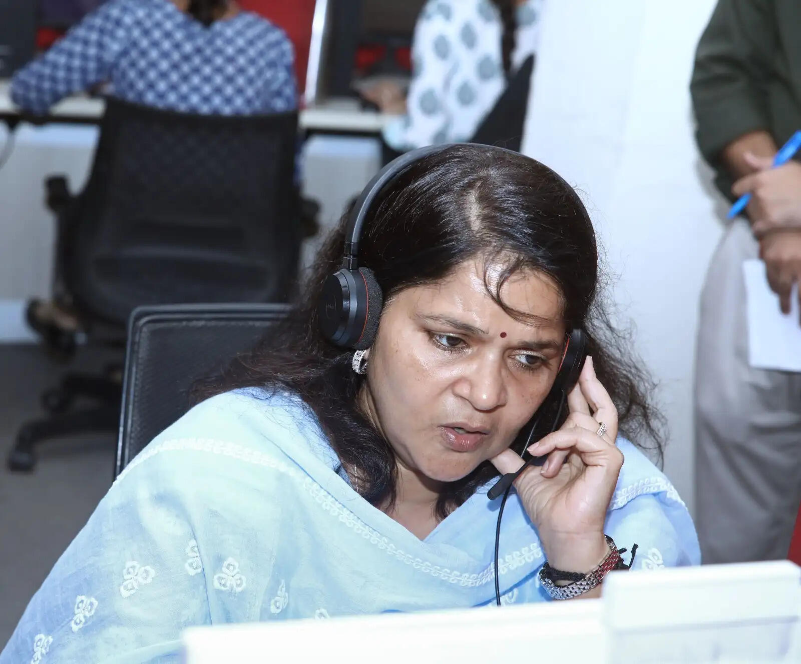 चिकित्सा एवं स्वास्थ्य विभाग की प्रमुख शासन सचिव ने किया राजस्थान संपर्क कॉल सेंटर का निरीक्षण