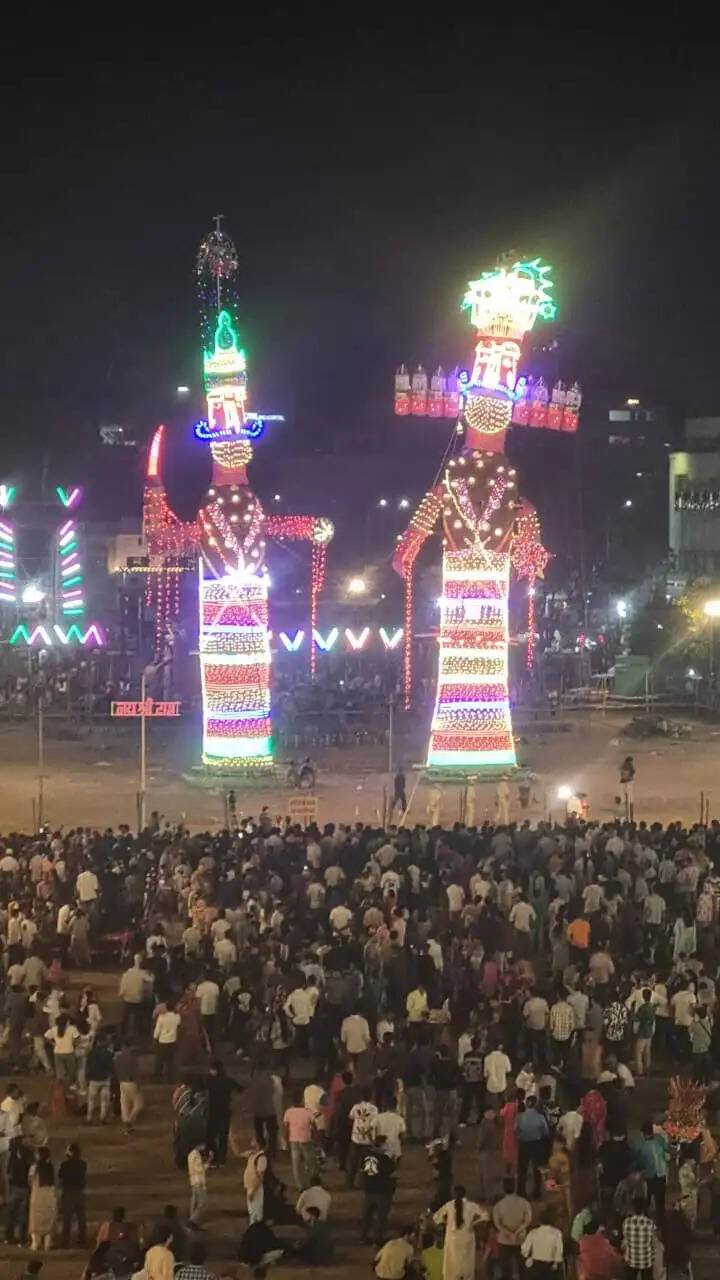 जयपुर में दशहरे की धूम, 121 फीट के रावण से लेकर 51 फीट के पुतले तक का दहन