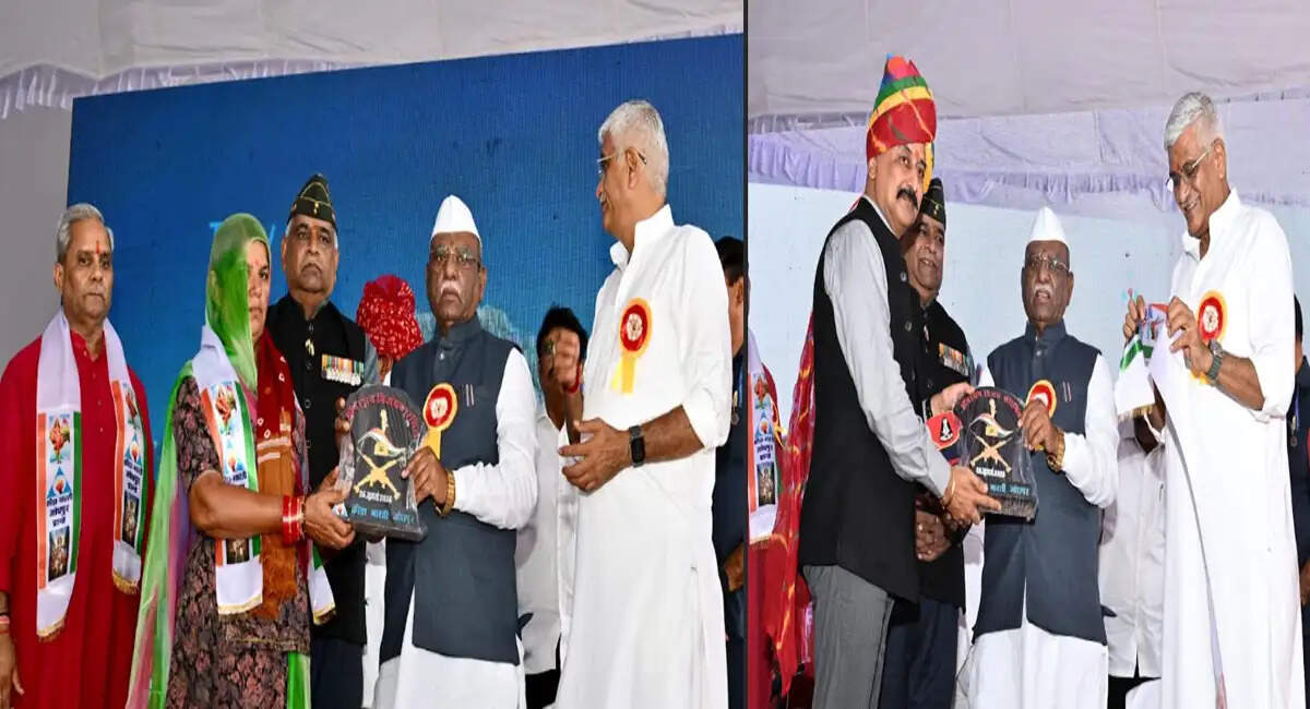 'ऑपरेशन विजय कारगिल-2026' में टाइगर हिल युद्ध का सांकेतिक पुनर्प्रस्तुतीकरण बना आकर्षण का केंद्र, 16 वीर सैनिक सम्मानित