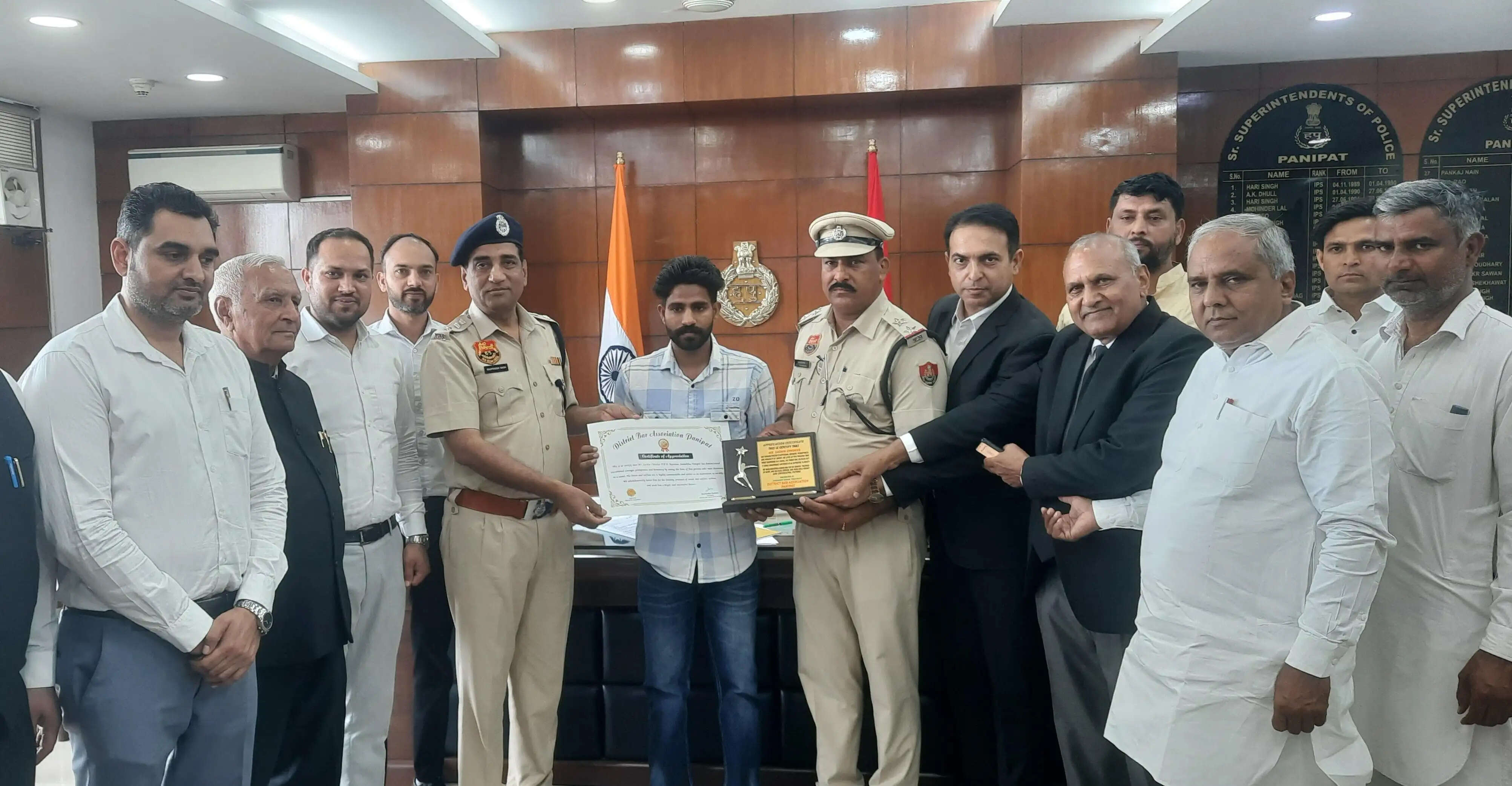 पानीपत: पूरे परिवार की जान बचाने वाले सचिन को एसपी ने किया सम्मानित