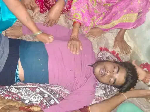 शहडोल: तेज बारिश के साथ आकाशीय बिजली गिरी, दादा के सामने पोते की मौत, तीन झुलसे