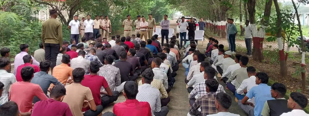 अग्निवीर भर्ती में जांजगीर-चांपा जिले के 145 युवा चयनित, कलेक्टर ने दी बधाई