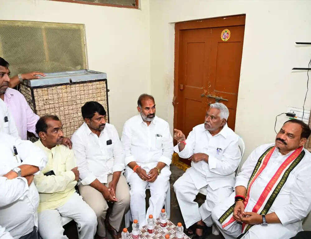 तेलंगाना : कांग्रेस के वरिष्ठ नेता टी. जीवन रेड्डी ने दिया इस्तीफा