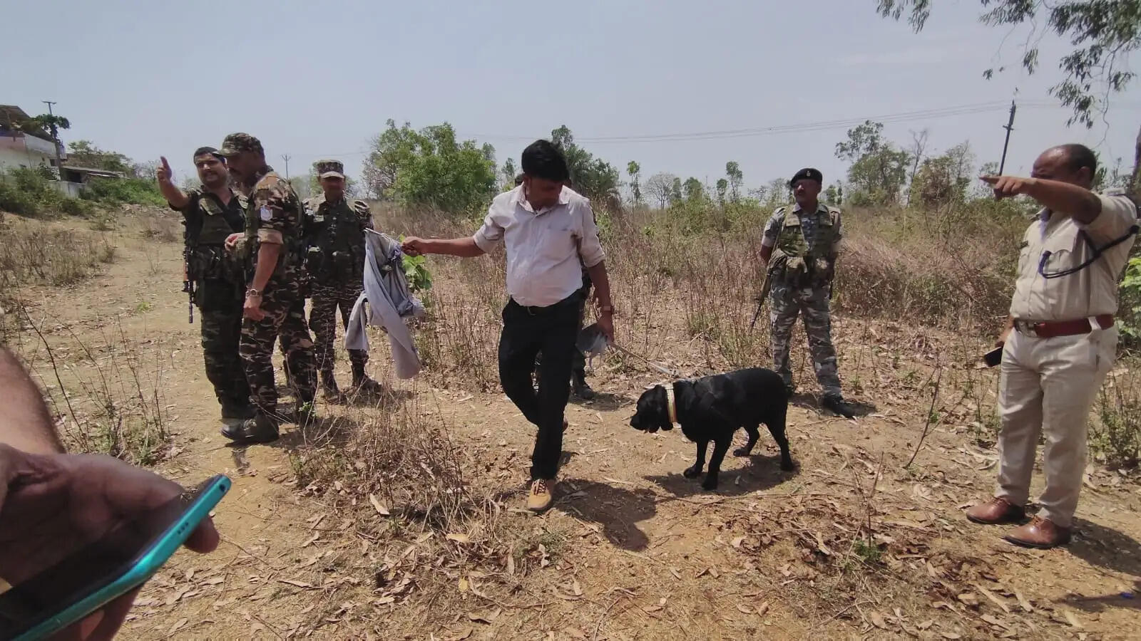 अपहरण के बाद जमीन कारोबारी की हत्या, एसपी ने घटनास्थल का निरीक्षण किया