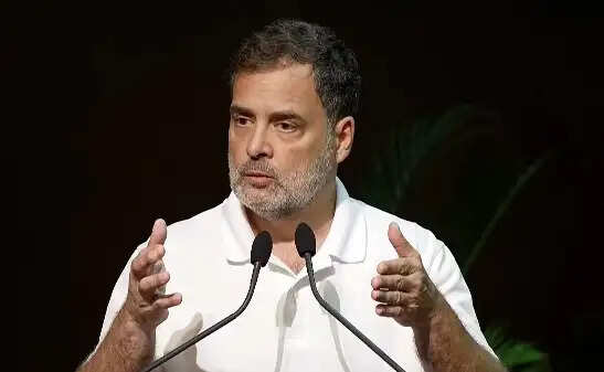 राजीव गांधी की जयंती पर राहुल गांधी ने ‘स्वराज’ की अवधारणा पर सरकार को घेरा